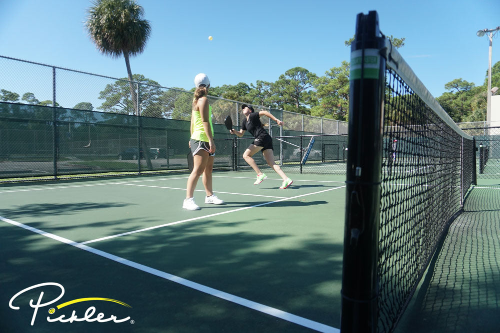 How to Beat the Lobber on the Pickleball Court | Pickler Pickleball